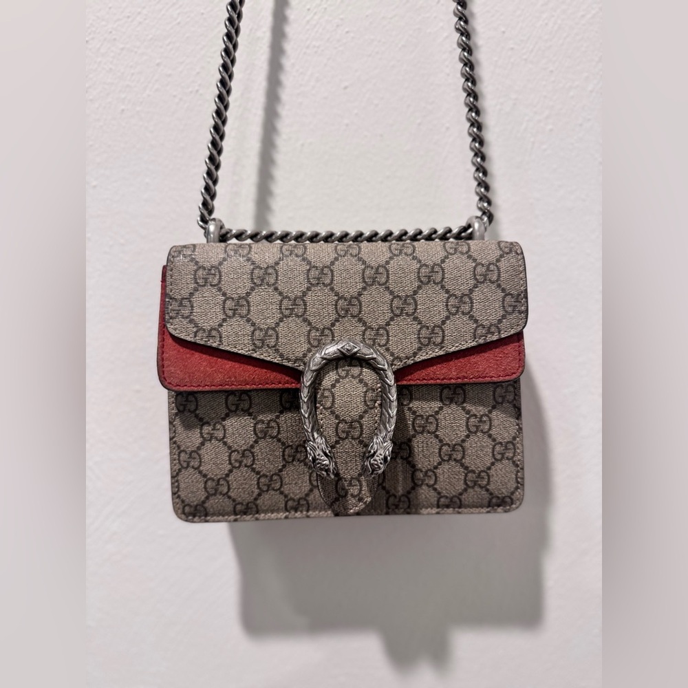 Gucci Dionysus GG Supreme Mini Bag